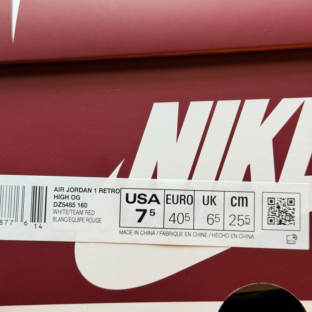Nike Air Jordan 1 Retro High OG in White and Red